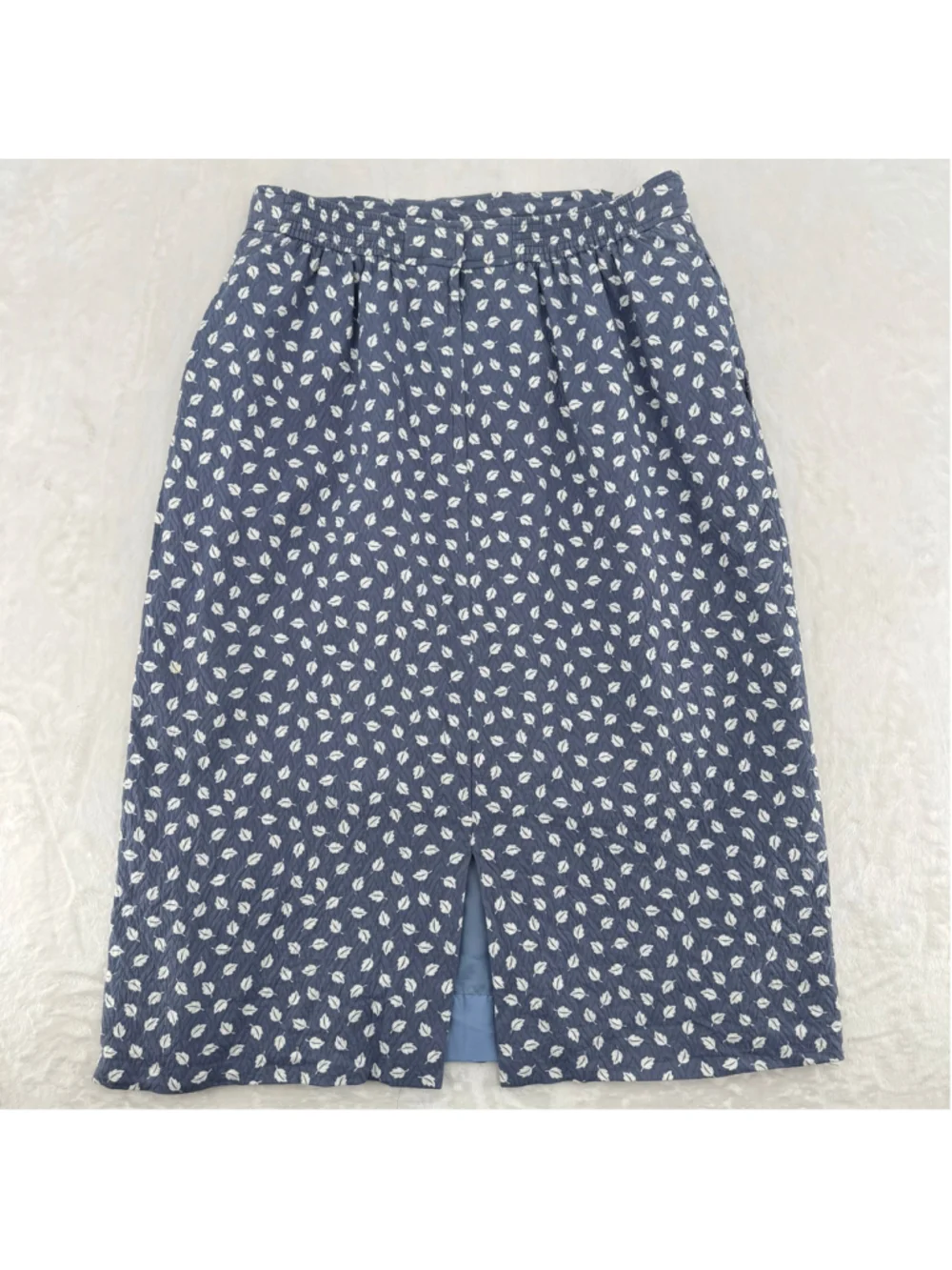 Vintage Straight Skirt Blue Gray with White Leaves Cottagecore Nature Medium